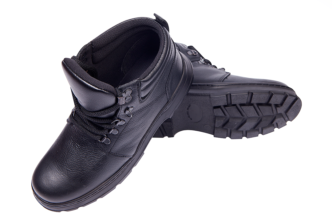 Supreme Leather Men's Genuine Leather Chukka Lace-Up Ankle Boot